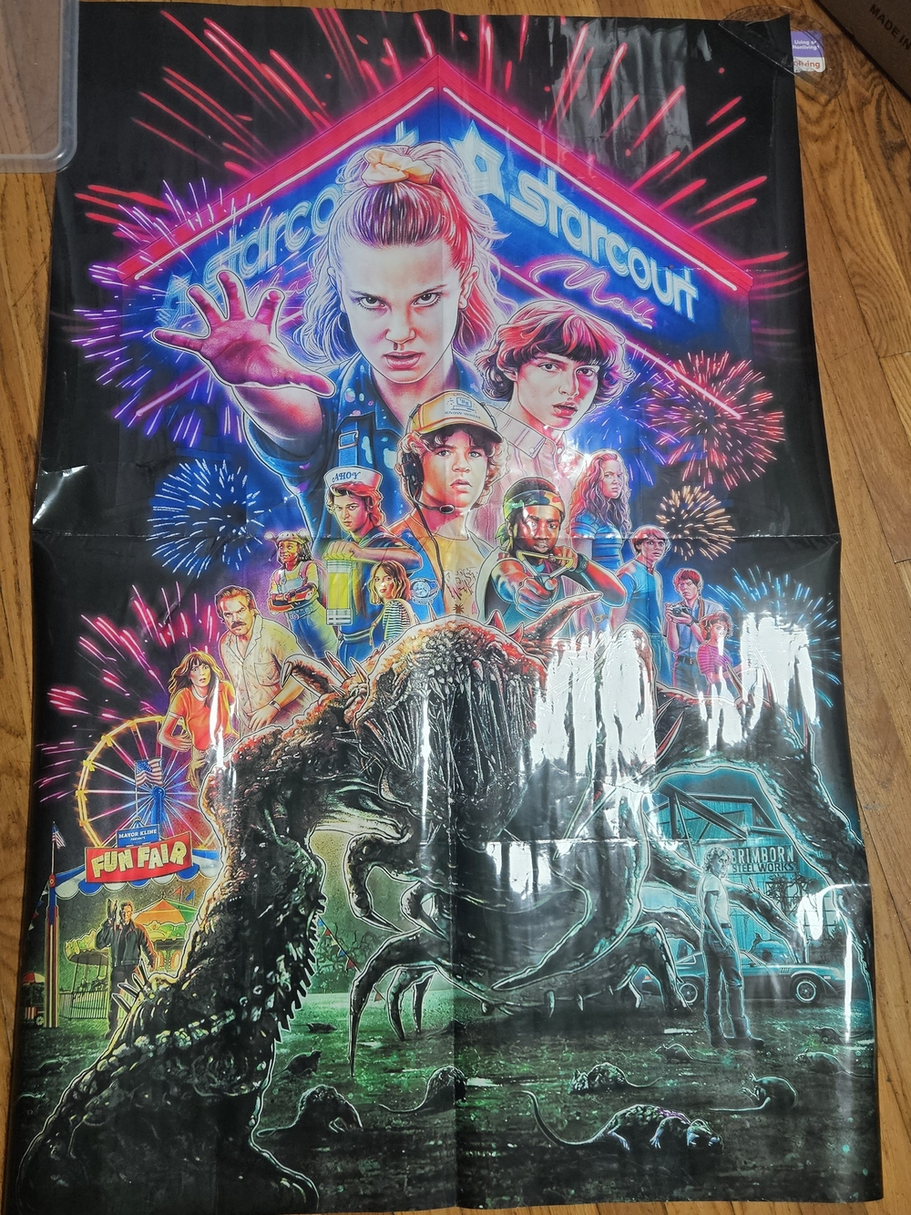 Stranger Things 3 Starcourt Poster - Neon Multicolor